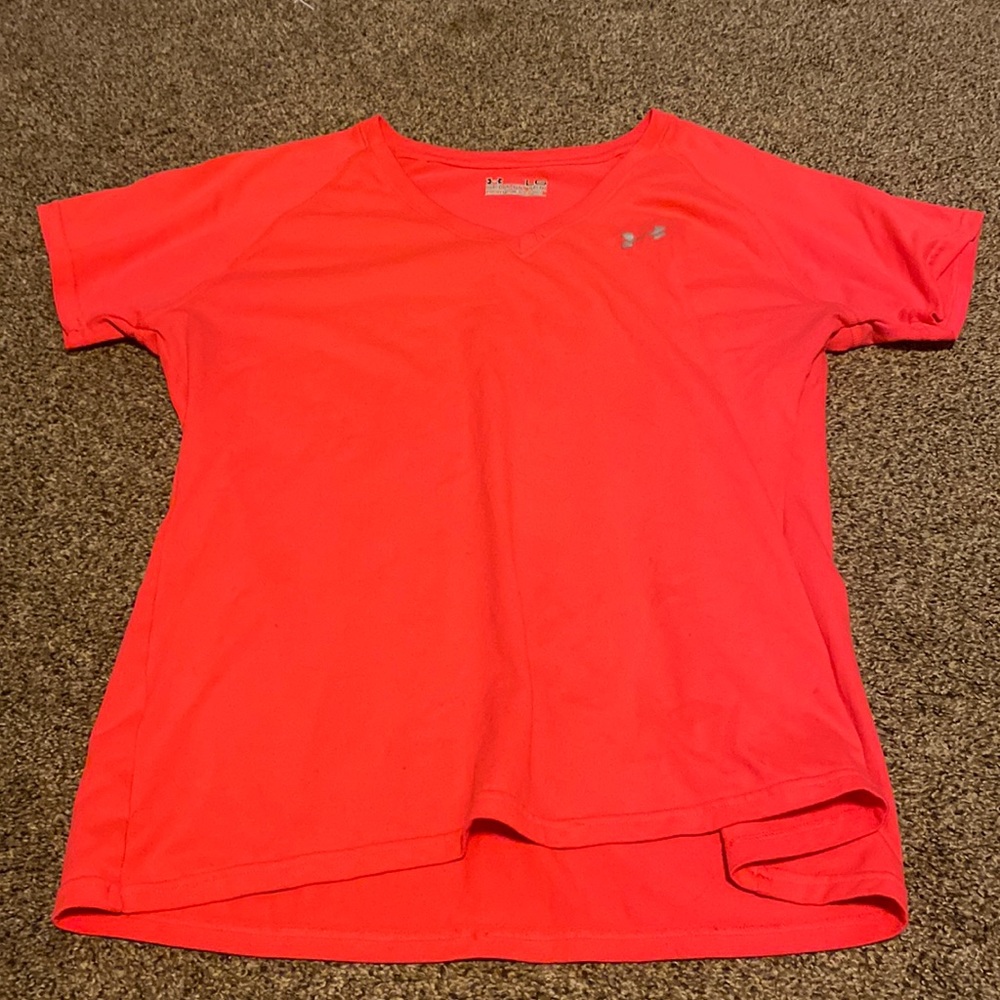 UnderArmor Pink Tee Size Large
